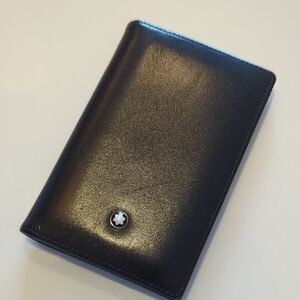 Montblanc Shiny Black Leather Card Case Used Once. ( Authentic )